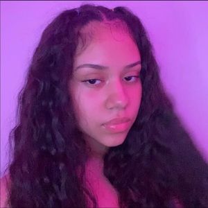 Meet your Posher, Anabelle